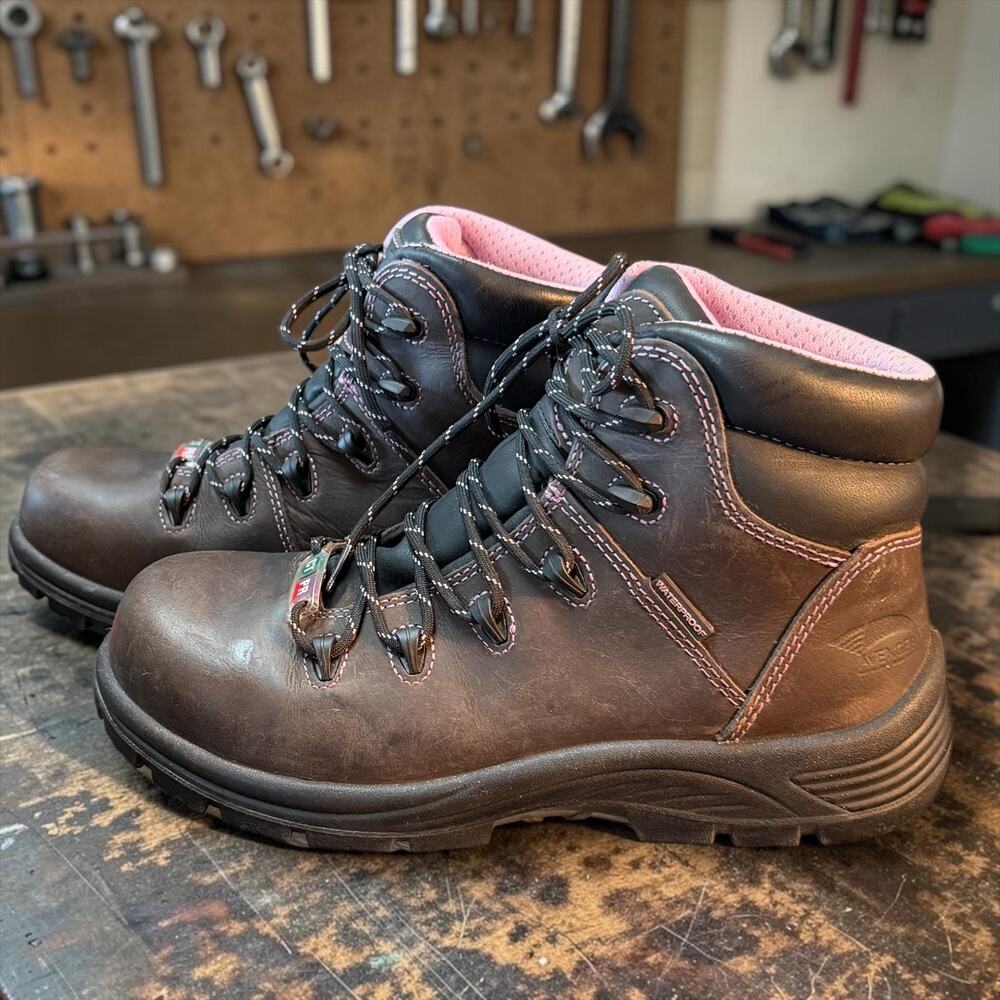 Women's Size 10 Wide AVENGER Framer Lite Brown Lilac Composite Toe Work Boots